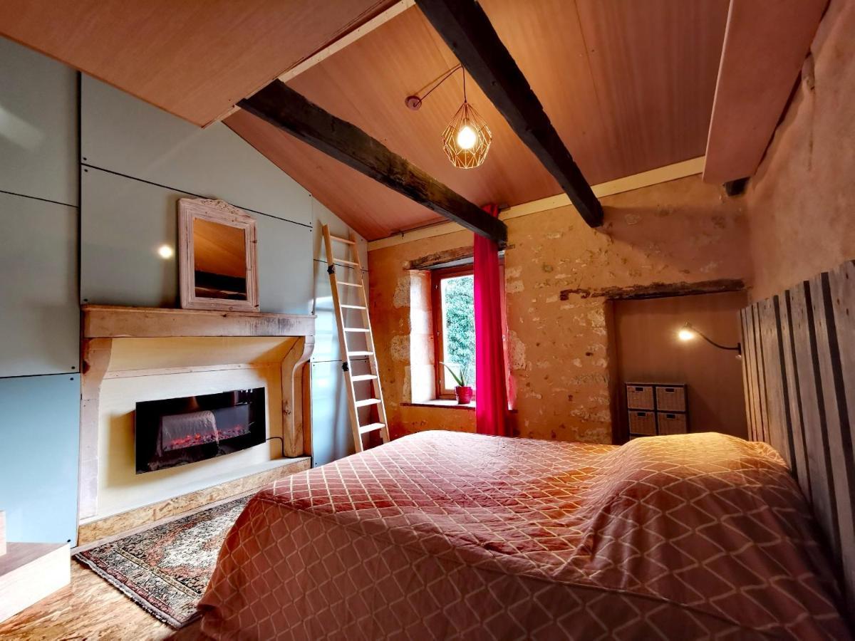 Chambres Des Forges Cellefrouin ภายนอก รูปภาพ